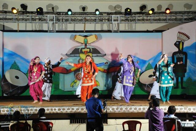 bollywood dance troupe himachal-pradesh