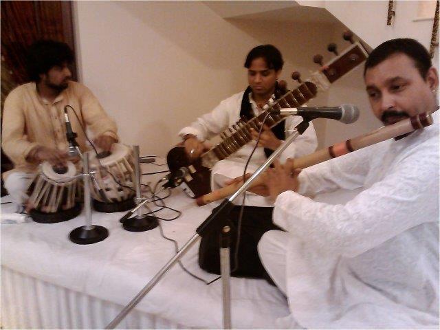 indian instrumental band himachal-pradesh